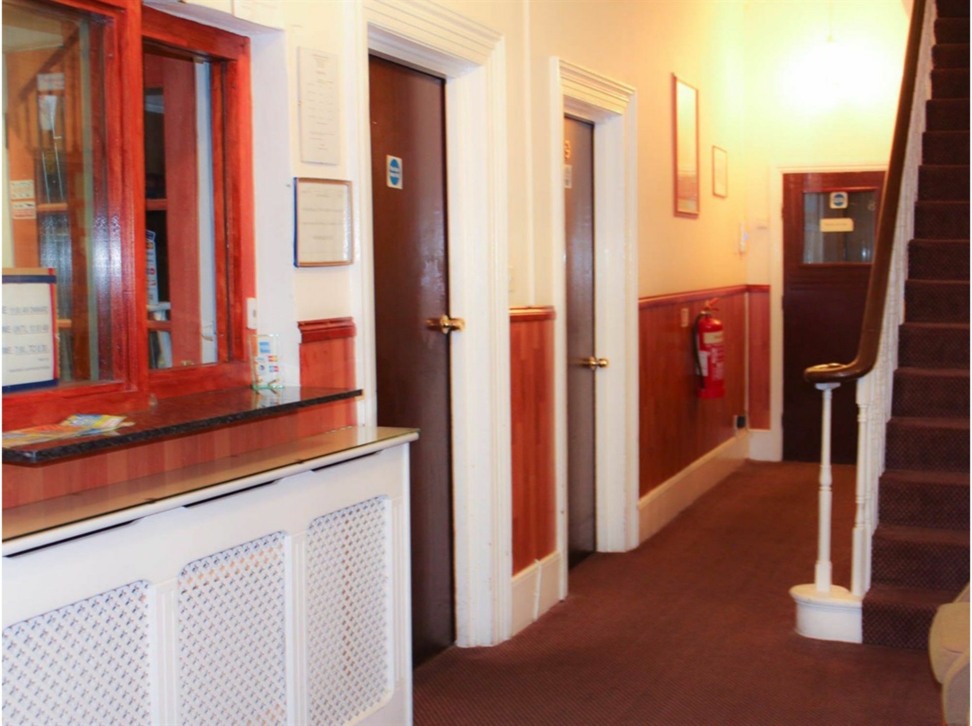 Lampton Guest House Hounslow Exterior photo