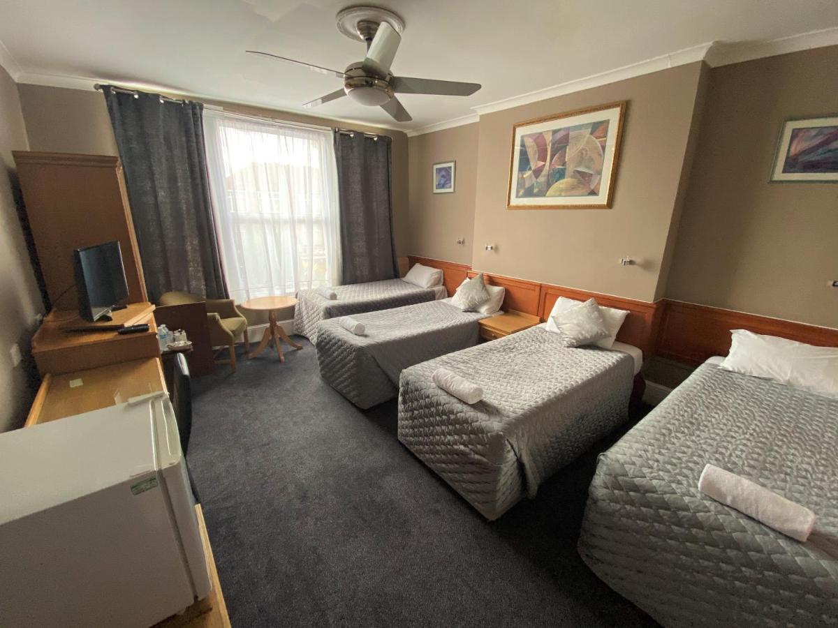 Lampton Guest House Hounslow Exterior photo